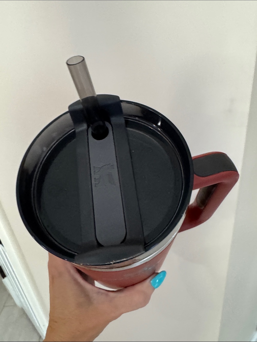 Stanley Red Travel Mug with Handle - Picture 4 of 6